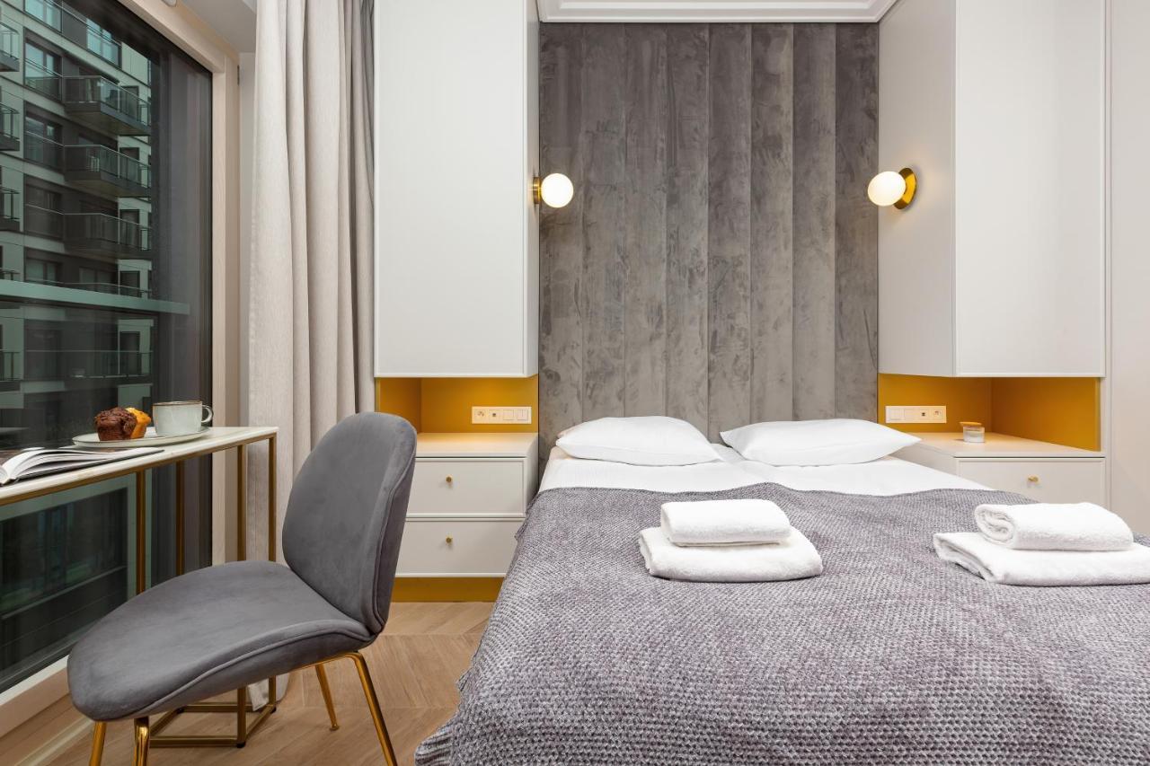 Mennica Residence Central Apartment By Renters Prestige Варшава Екстериор снимка