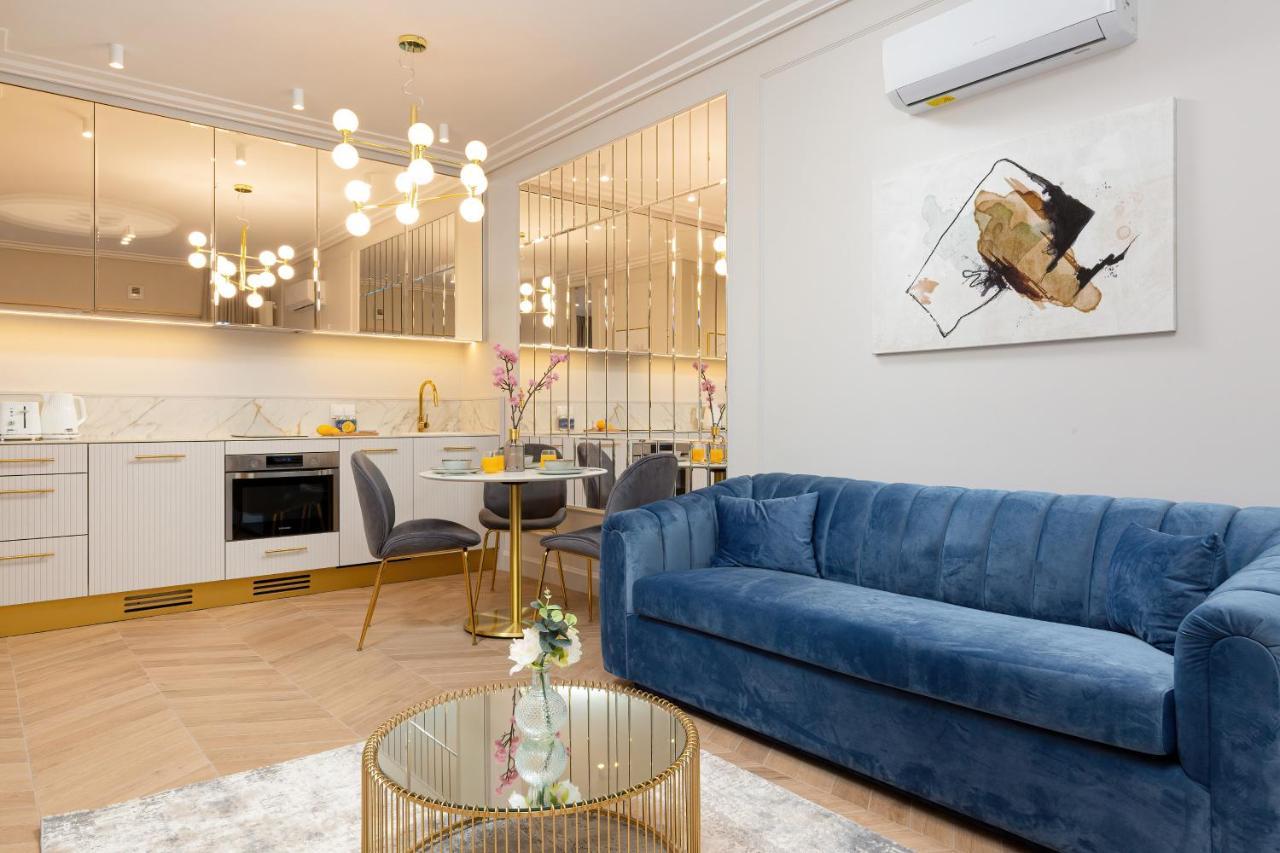 Mennica Residence Central Apartment By Renters Prestige Варшава Екстериор снимка