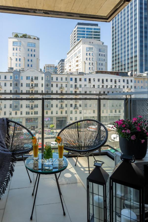 Mennica Residence Central Apartment By Renters Prestige Варшава Екстериор снимка